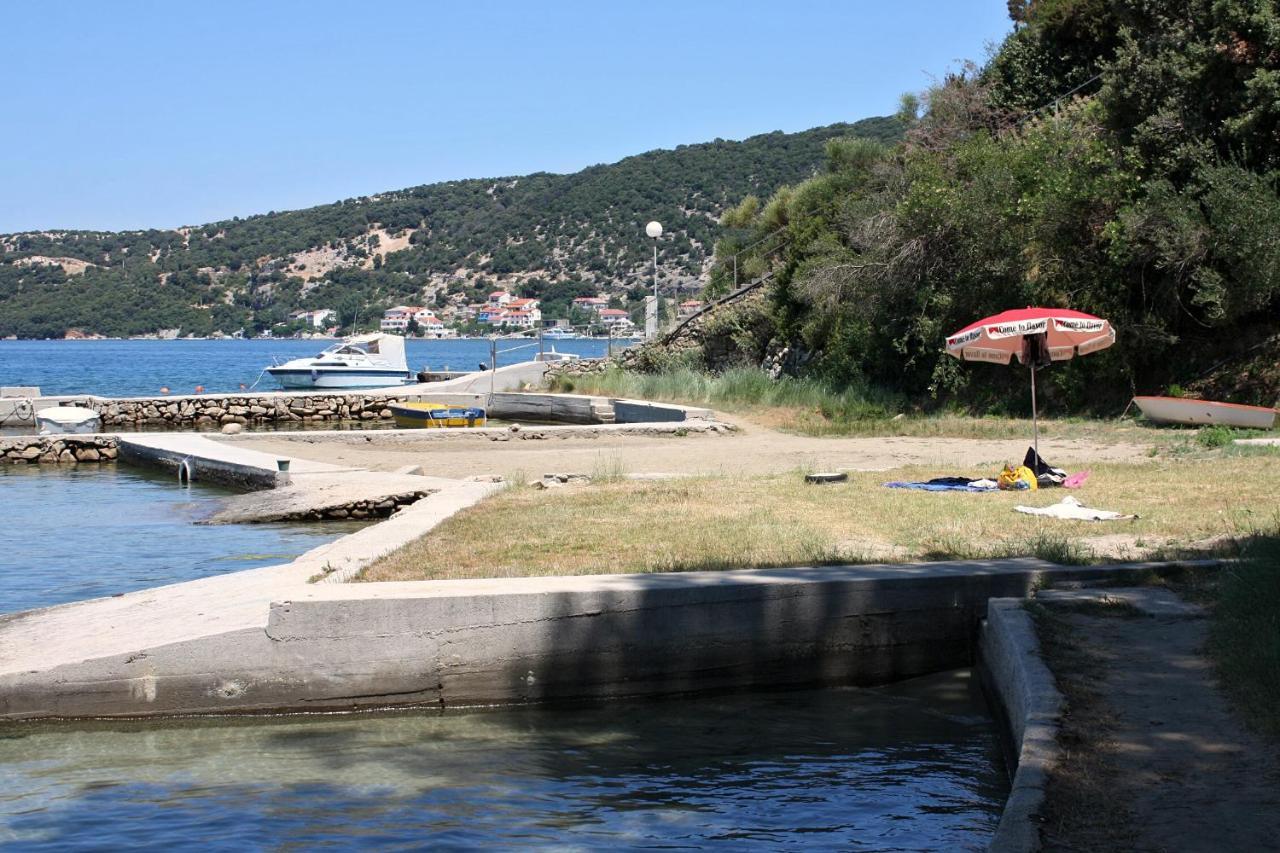 Apartment Supetarska Draga - Donja 2013B Экстерьер фото
