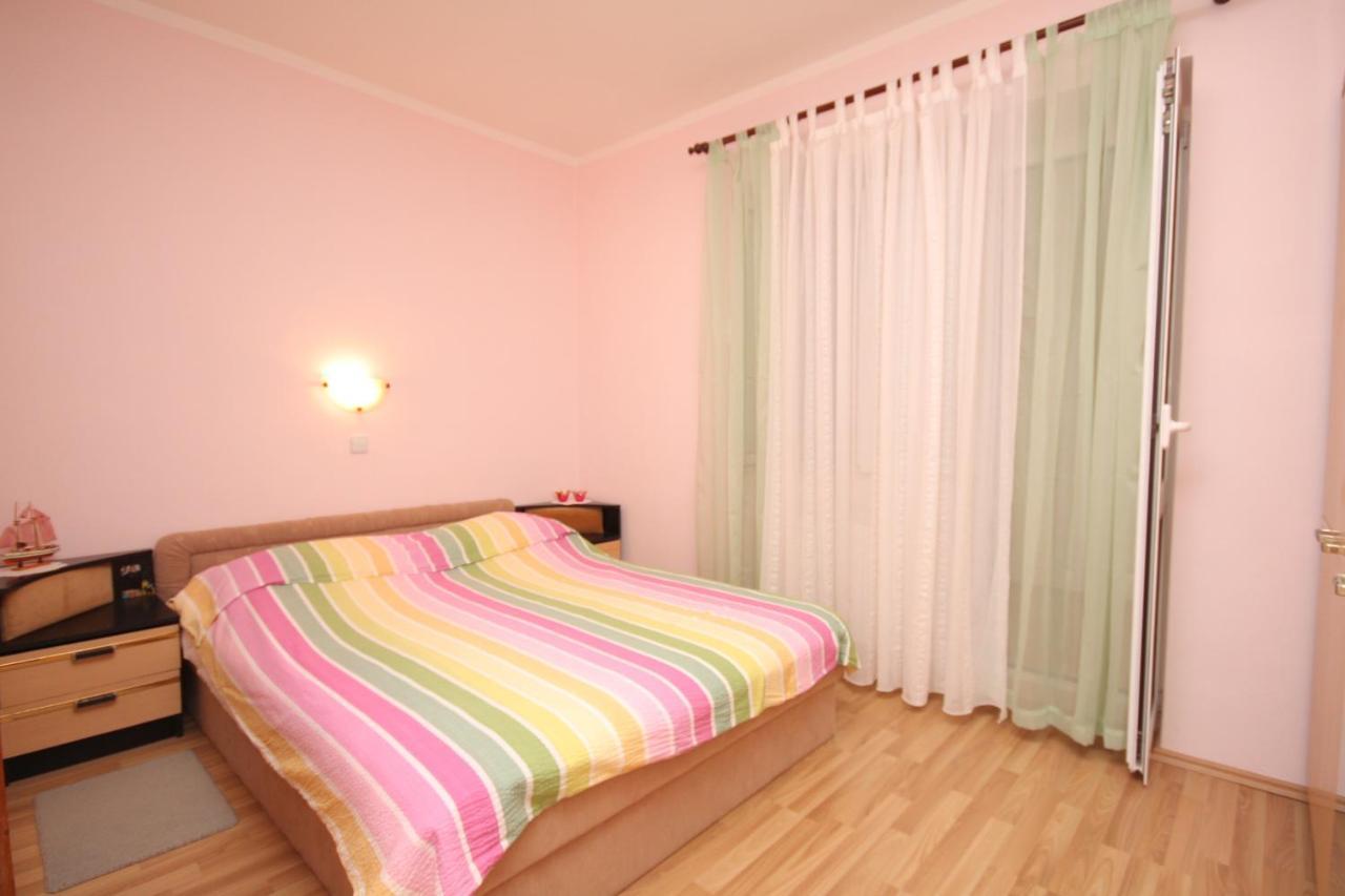 Apartment Supetarska Draga - Donja 2013B Экстерьер фото