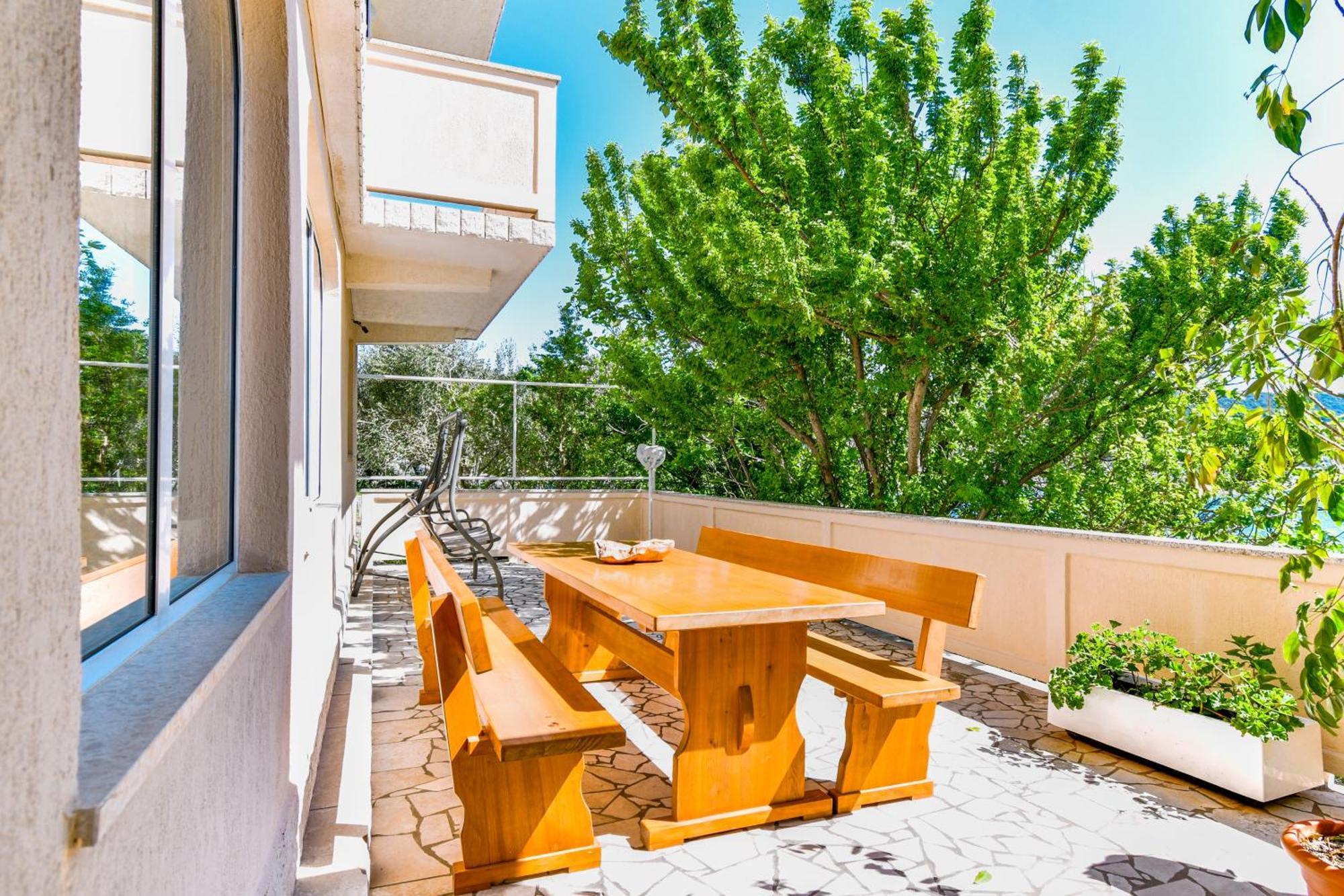 Apartment Supetarska Draga - Donja 2013B Экстерьер фото